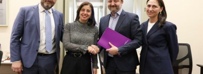 ΕΚΚΟΜΕΔ και Netflix ενώνουν τις δυνάμεις τους για την ενίσχυση της ελληνικής δημιουργικής βιομηχανίας