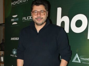 Κωνσταντάρας: Έξι μήνες από τον θάνατο του μπαμπά του – Στον τάφο του αγκαλιά με τη μαμά του