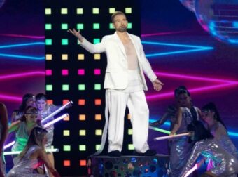 Νίκος Κοκλώνης: Ξεκίνησαν οι προετοιμασίες για το J2US – Δείτε εικόνες από τα backstage