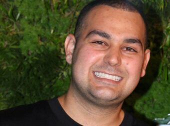 Κούγιας για τις κολώνες της ΔΕΗ στο σπίτι του – «Υπάρχει πρόβλημα με την ακτινοβολία! Είναι πάνω από το κεφάλι μας»