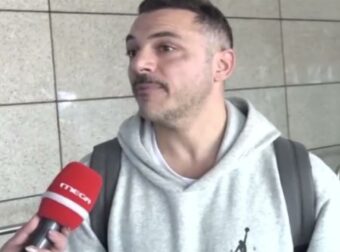 Κώστας Δόξας: «Μετά από πόσα χρόνια δέχομαι μηνύματα που λένε “α αυτός δεν έδειρε την γυναίκα του;”»