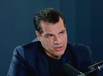 Πλεύρης: Συγκλονίζει για το θάνατο της μαμάς του – Τι του ζήτησε λίγο πριν πεθάνει