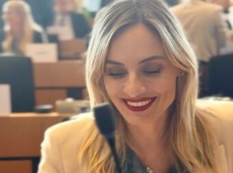 Ελεονώρα Μελέτη: «Ηχηρή» νίκη στο Ευρωκοινοβούλιο με επίκεντρο τις γυναίκες