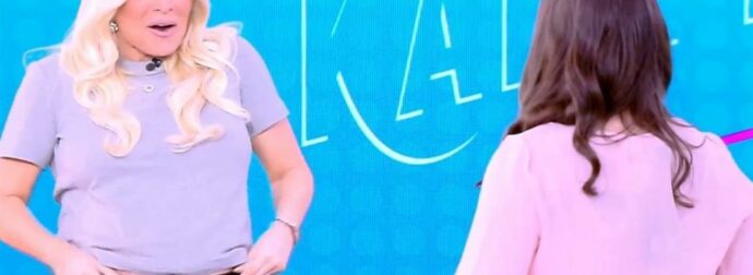 Καινούργιου: «Καλέ εσύ είσαι έγκυος!» – Πήγε στο Super Κατερίνα και ανακοίνωσε την εγκυμοσύνη της