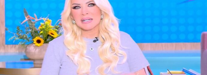 Κατερίνα Καινούργιου για τον σκηνοθέτη της: «Τι είναι αυτά που λέτε κάποιοι; Δεν ντρέπεστε;»