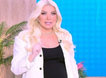 Καινούργιου: «Είμαι από τις τυχερές, με στενοχωρεί πολύ αυτό» – Η εξομολόγηση στους συνεργάτες της