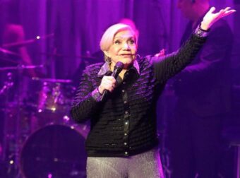 Μαρινέλλα: «Είναι μεταξύ ουρανού και γης» – Ποια η κατάστασή της 1,5 χρόνο μετά το εγκεφαλικό