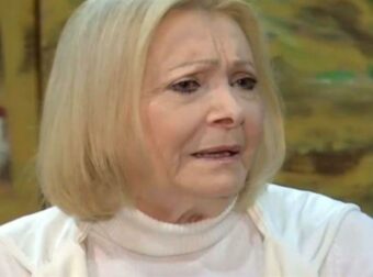 Νέλλη Γκίνη: «Δέχτηκα σeξουαλική παρενόχληση – Έκλεισε την πόρτα και άρχισε να με κυνηγάει»