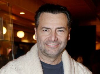 Παναγιώτης Μπουγιούρης: Η μεγάλη αλλαγή στην εμφάνισή του – Έβαψε τα μαλλιά του ξανθά