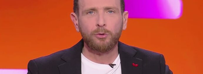 «Ψυχαγωγία… Κυριακάτικα»: Τα πρώτα λόγια του Θανάση Πάτρα – «Είμαστε εδώ να φωτίσουμε τα βράδια σας»